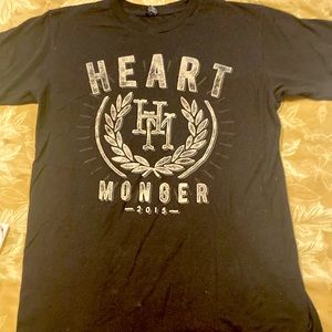 2015 Vintage M Heart Monger T-shirt.  Medium tee Anne & Nancy Wilson